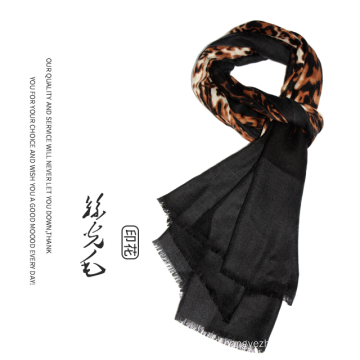 100% Merino Wool Leopard Printing Shawl for Lady